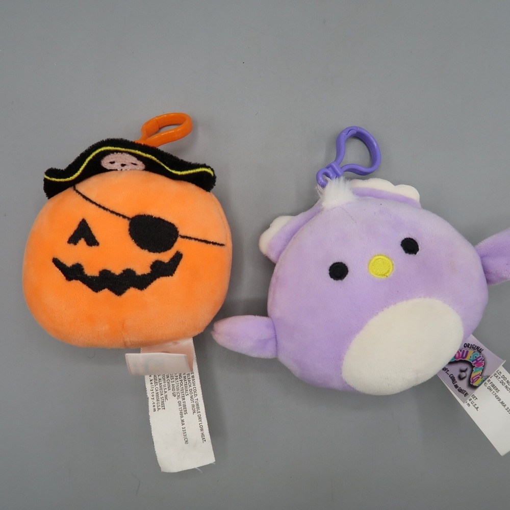 Squishmallows Halloween PAXTON Pirate Pumpkin & Elina the Peacock 3.5" Clip